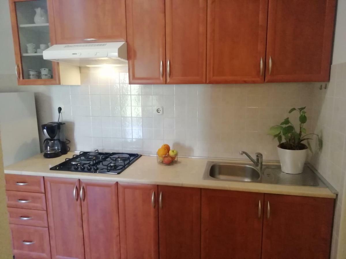 Apartments Jadranka Ivana Pula Eksteriør billede